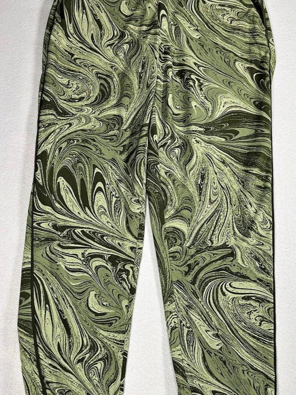 Athleta Brooklyn Jogger Pants in Green & Black Size 8